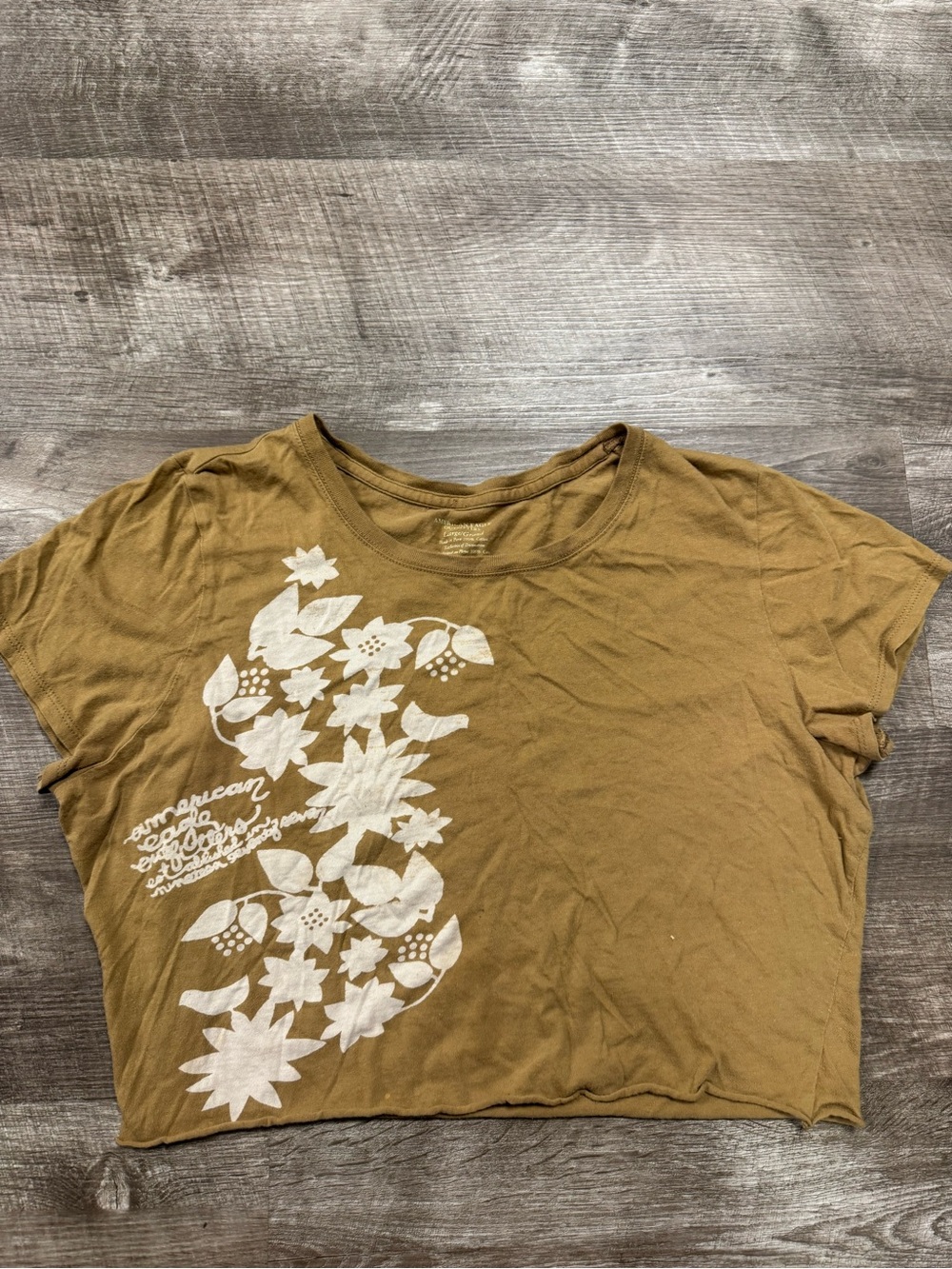 American Eagle Vintage Floral Print Cropped T-Shirt Large